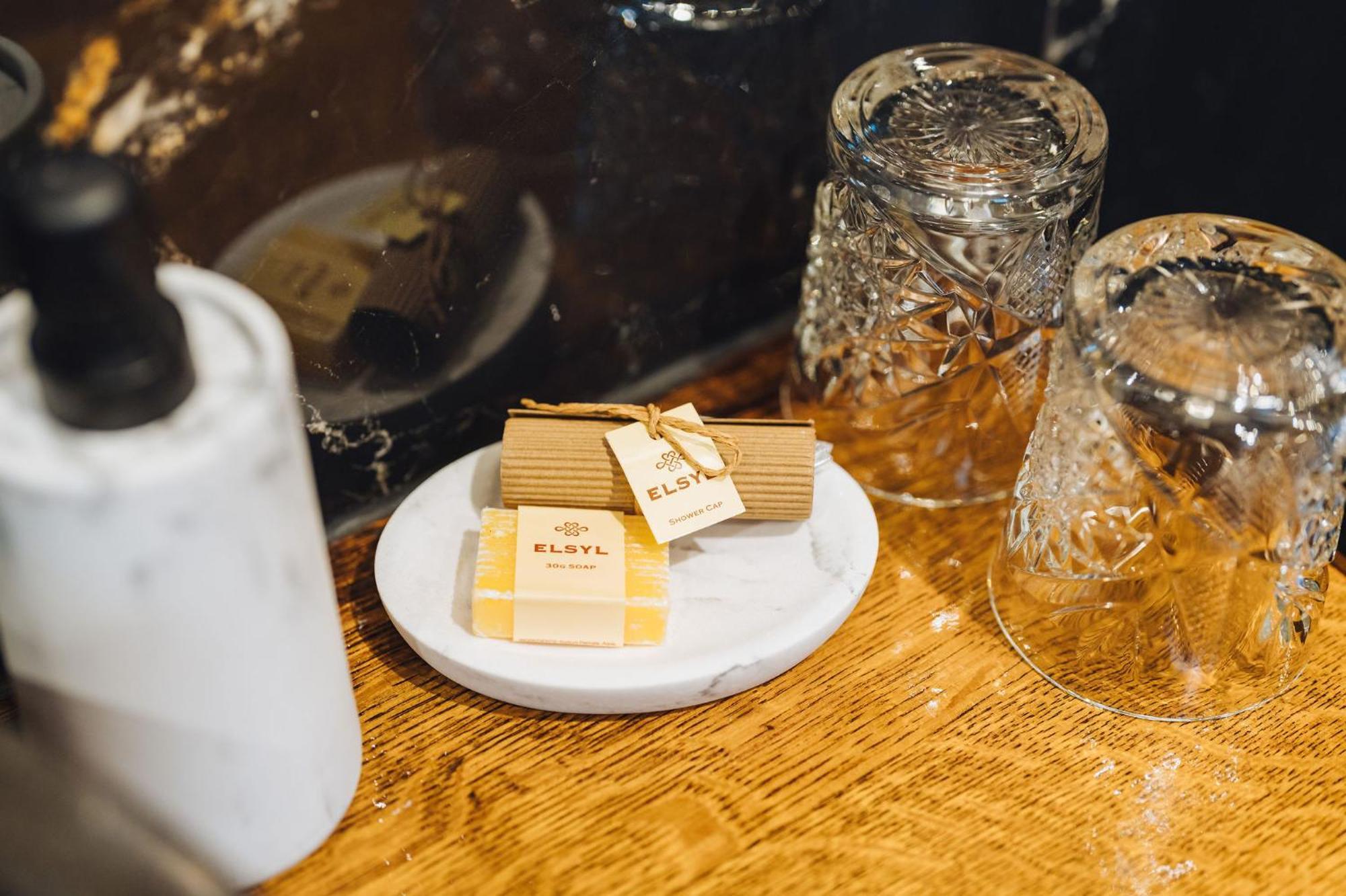 Lok Historics Luxury Art-Inspired Loft In Historic City Centre! ハーレム エクステリア 写真
